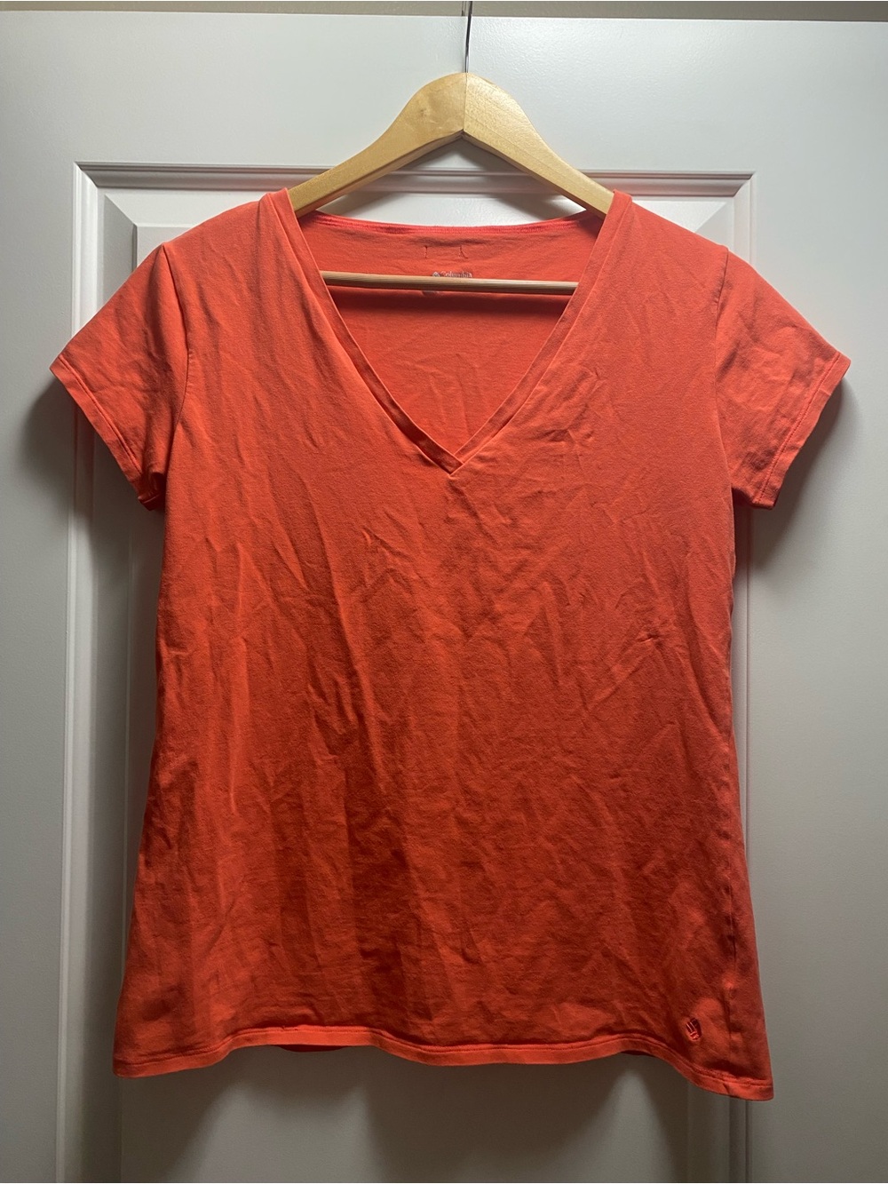 Columbia Coral V Neck Short Sleeve Tee M